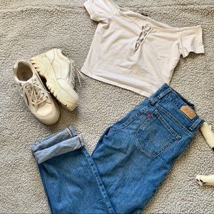 straight leg levis jeans